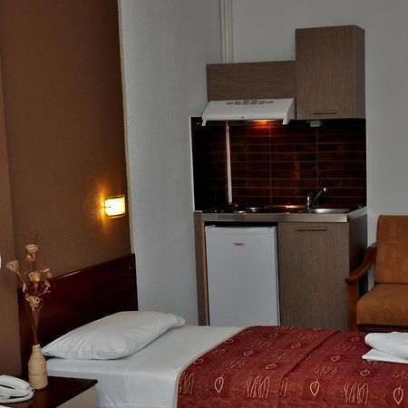 Hotel Akropol Paralía Exterior foto