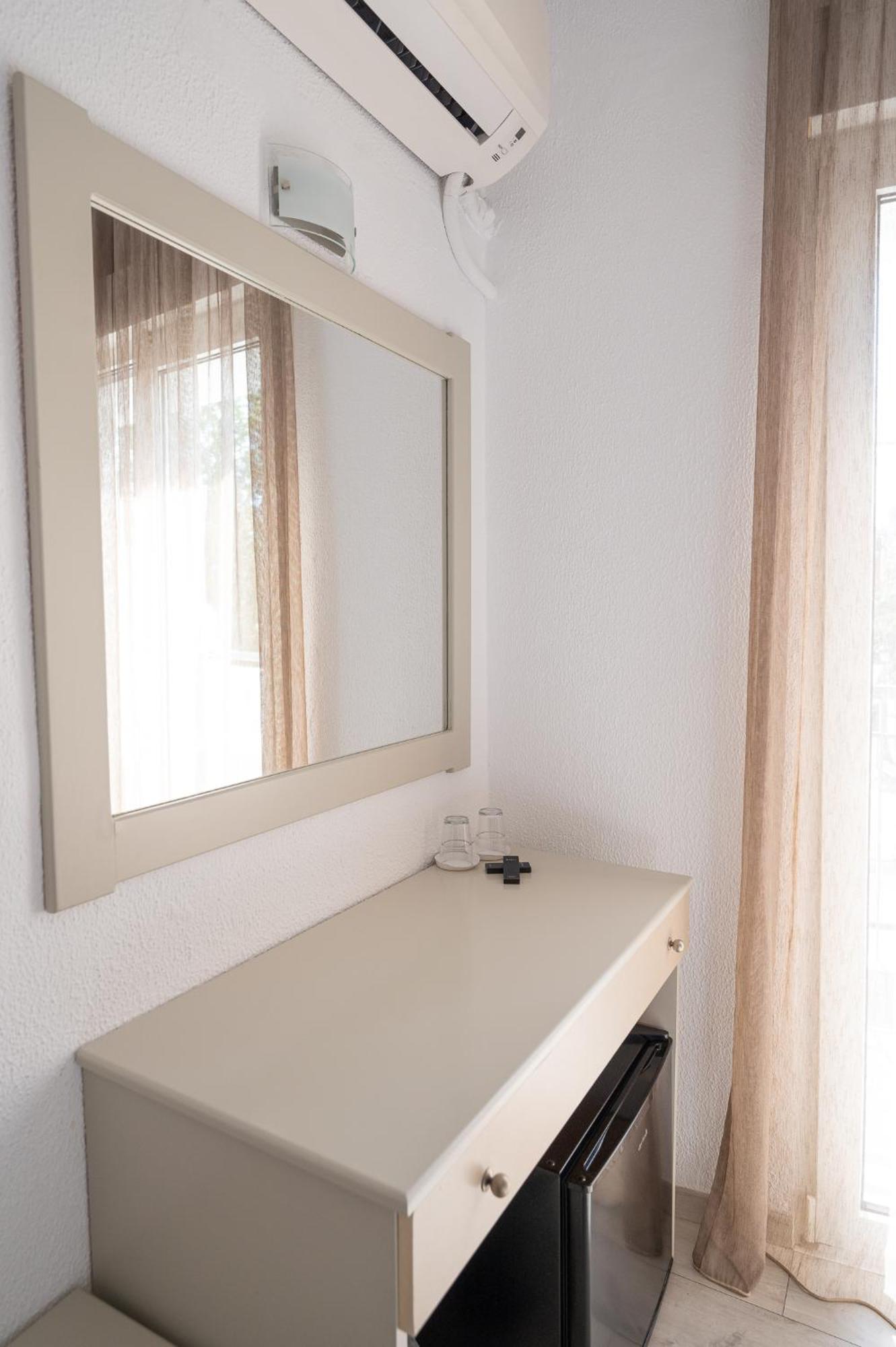 Hotel Akropol Paralía Cameră foto