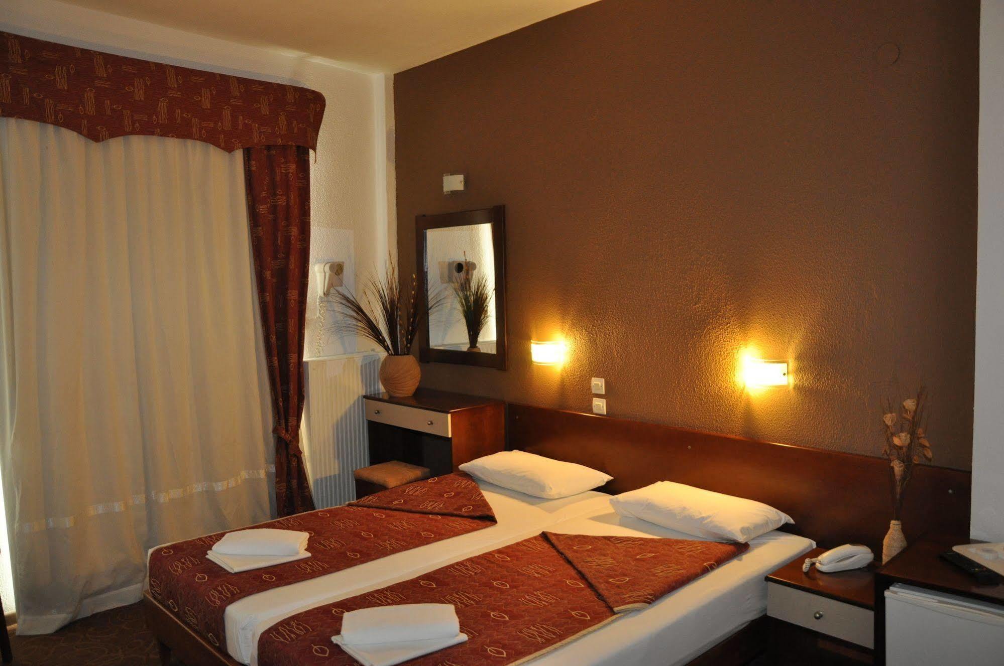 Hotel Akropol Paralía Exterior foto