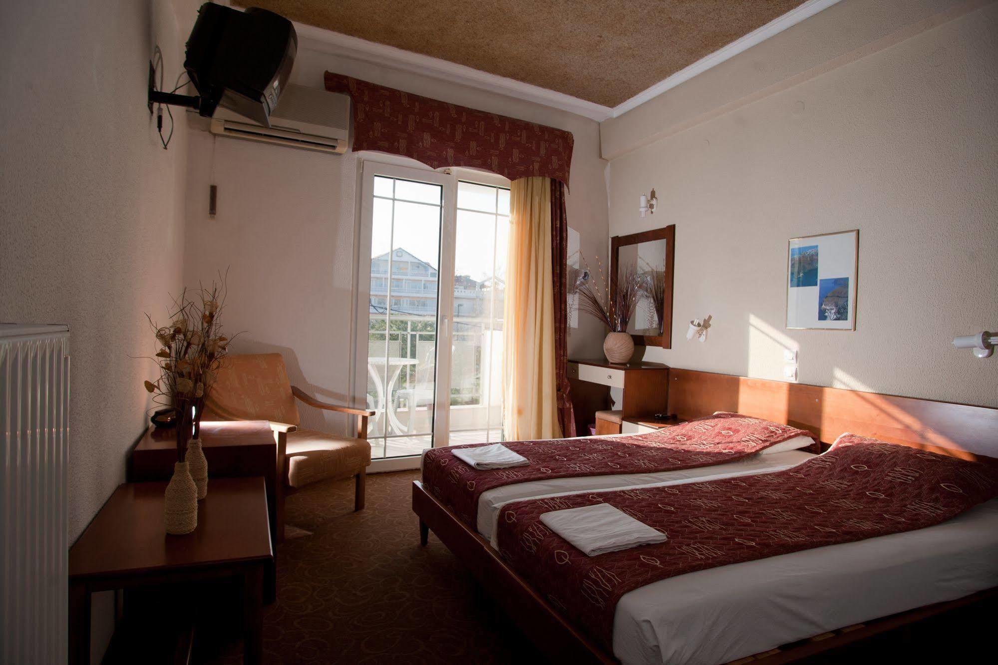 Hotel Akropol Paralía Exterior foto